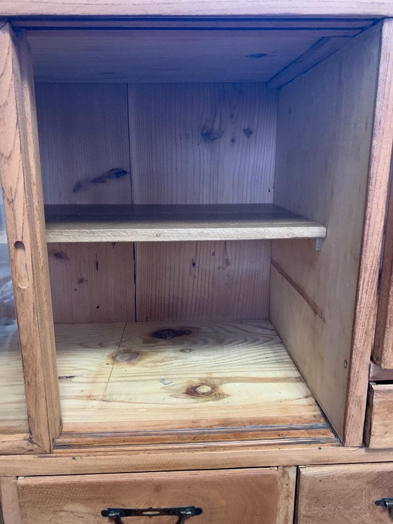 古い木製のガラス戸棚　引き出し8杯　水屋