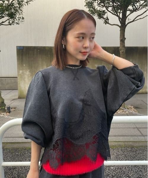 Ameri♡ CHEMICAL OVERDYE LACE SWEAT TOP