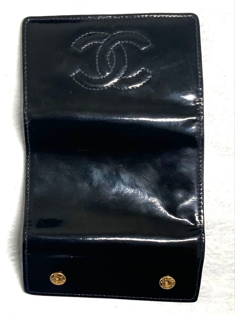 良品　CHANEL シャネル　パテントレザー　ココマーク　6連キーケース