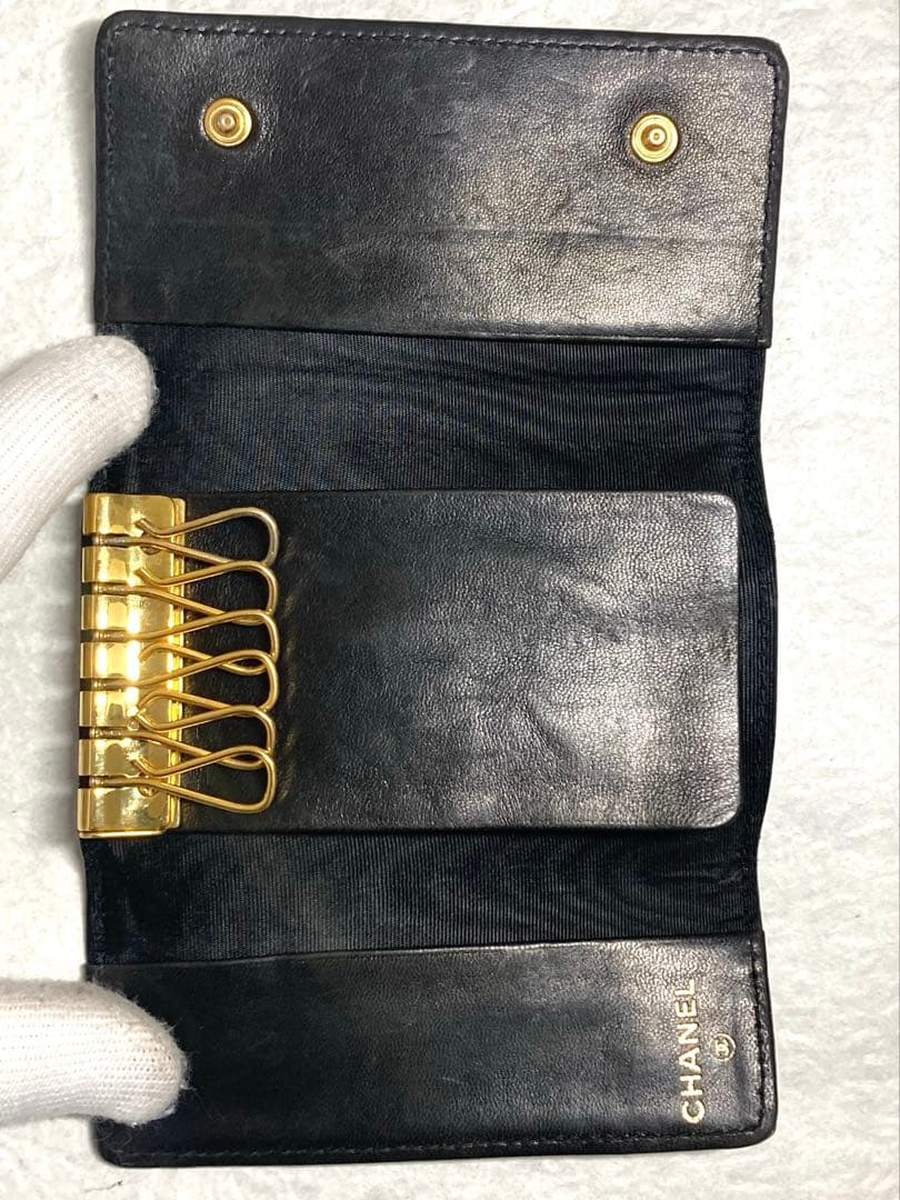 良品　CHANEL シャネル　パテントレザー　ココマーク　6連キーケース