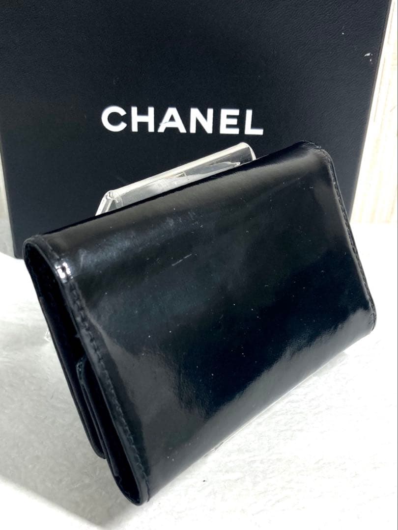 良品　CHANEL シャネル　パテントレザー　ココマーク　6連キーケース