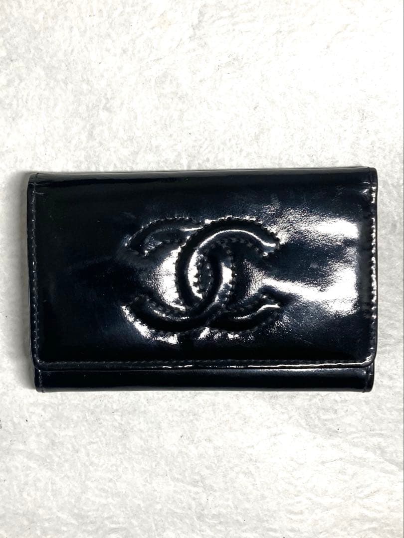 良品　CHANEL シャネル　パテントレザー　ココマーク　6連キーケース