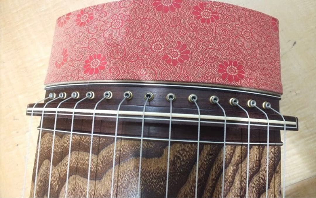 子持ち綾杉 くり甲 琴