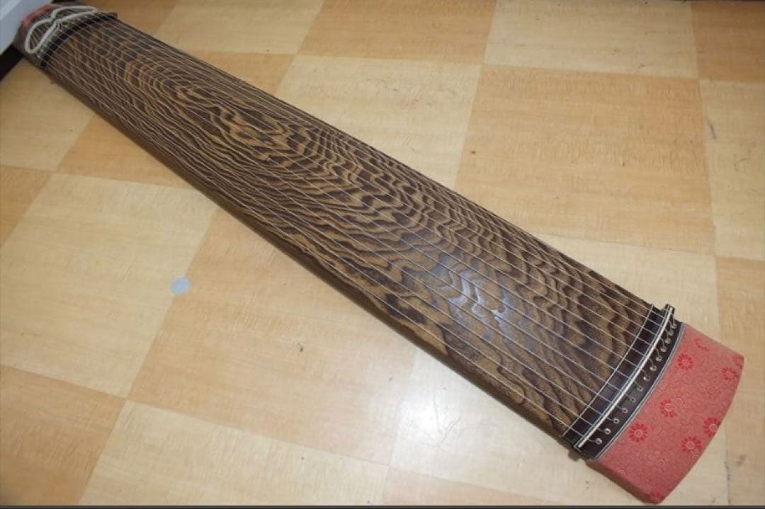 子持ち綾杉 くり甲 琴