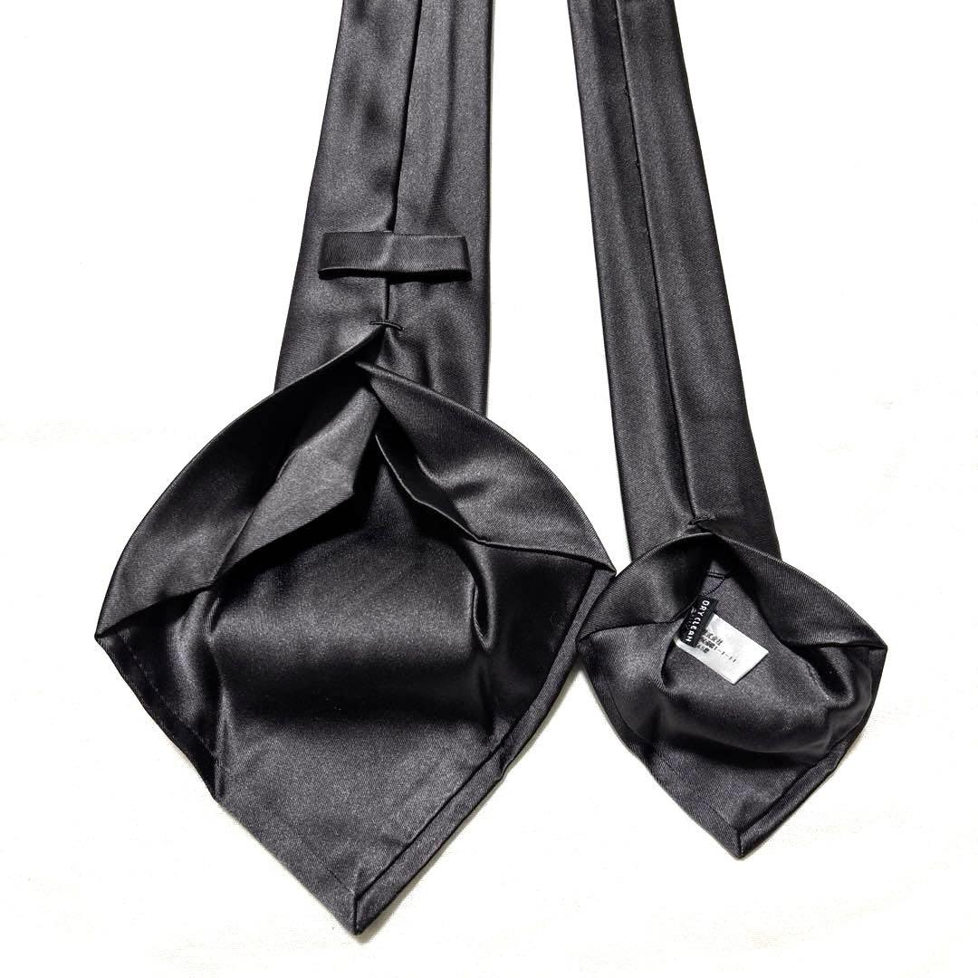 極美品　Kiton キートン　ネクタイ　濃灰　セッテピエゲ　肉厚　光沢