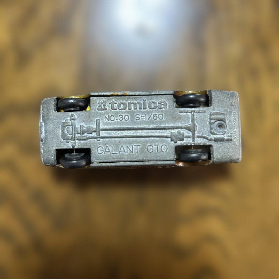 トミカ　コルト ギャランGTO 香港製