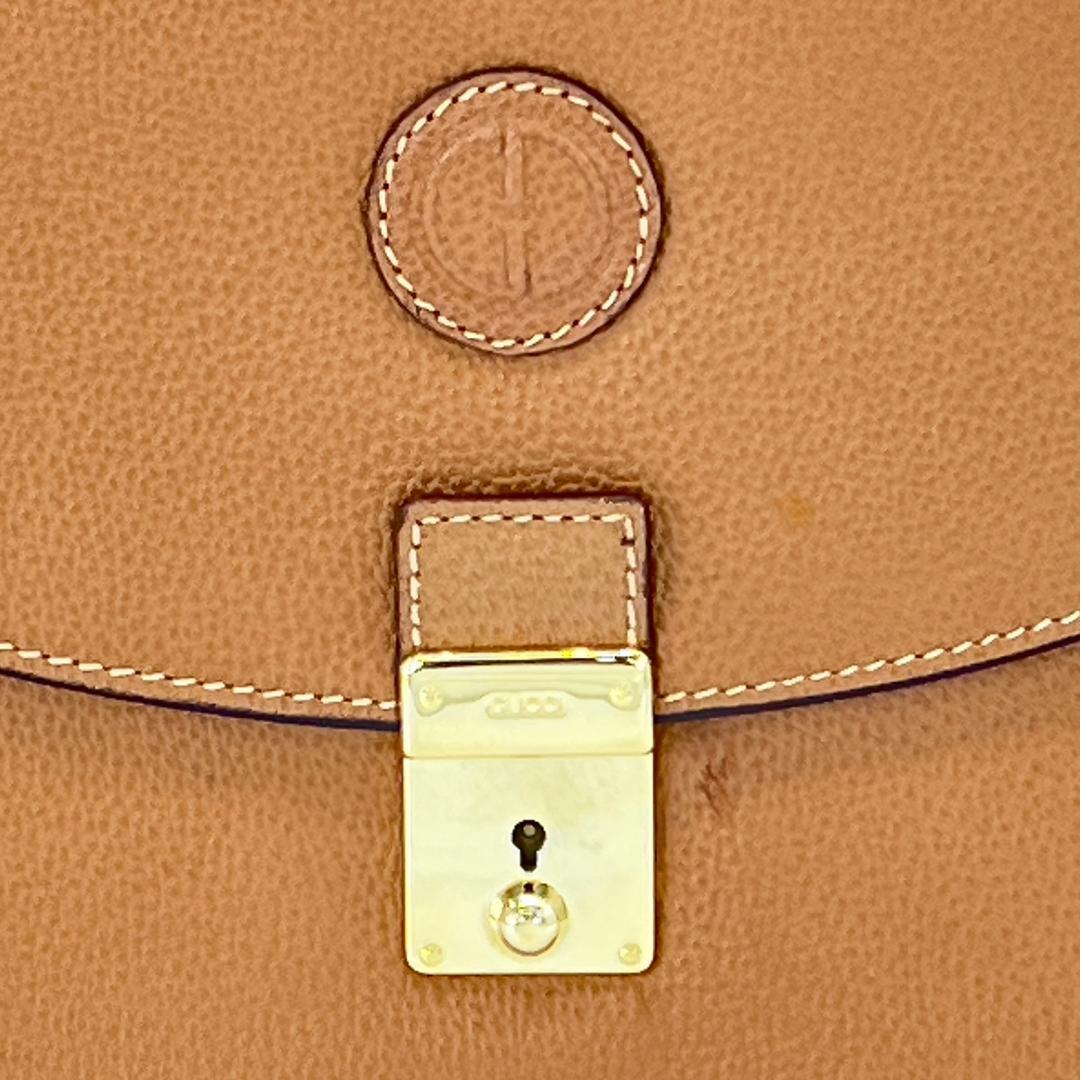 GUCCI グッチ レザー クラッチバッグ 鍵付き