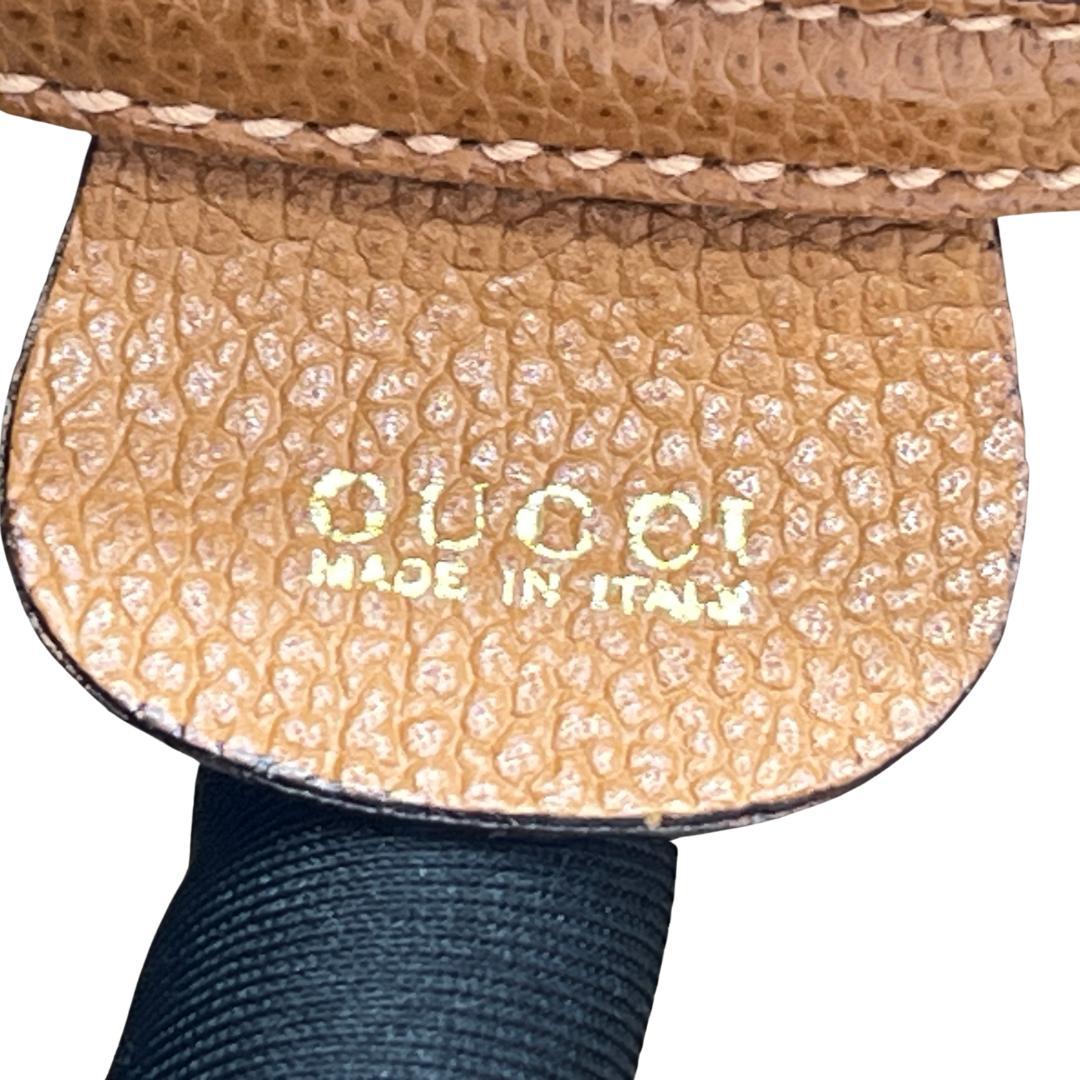 GUCCI グッチ レザー クラッチバッグ 鍵付き