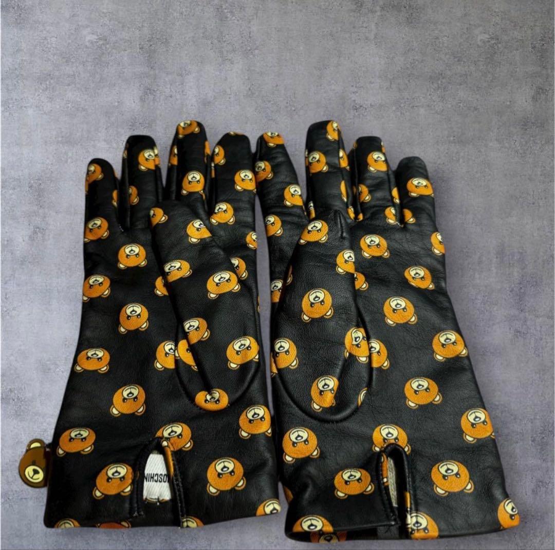 極美品 MOSCHINO モスキーノ テディベア チャーム 手袋 レザーグローブ