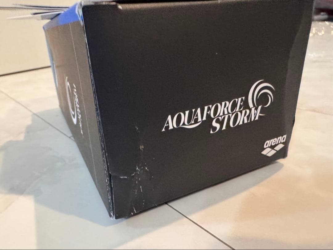 arena アクアフォースストーム CP Mサイズ 水泳 競技用