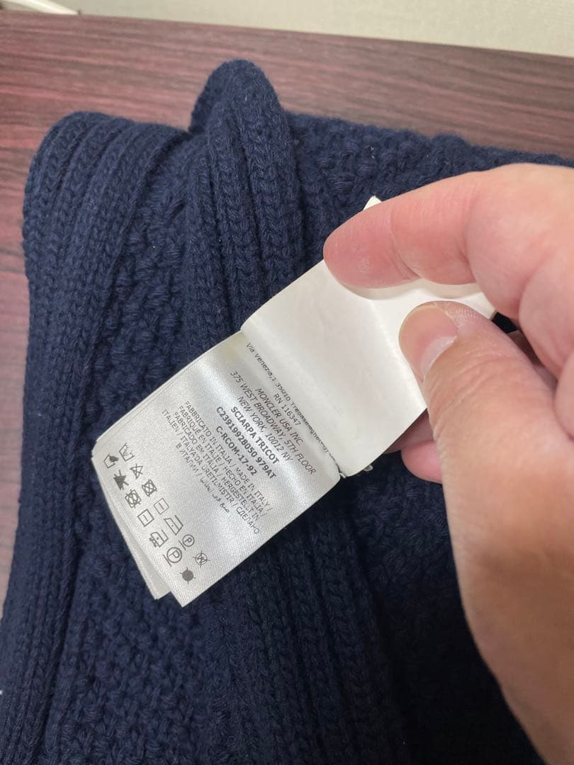 MONCLER マフラー　ネイビー