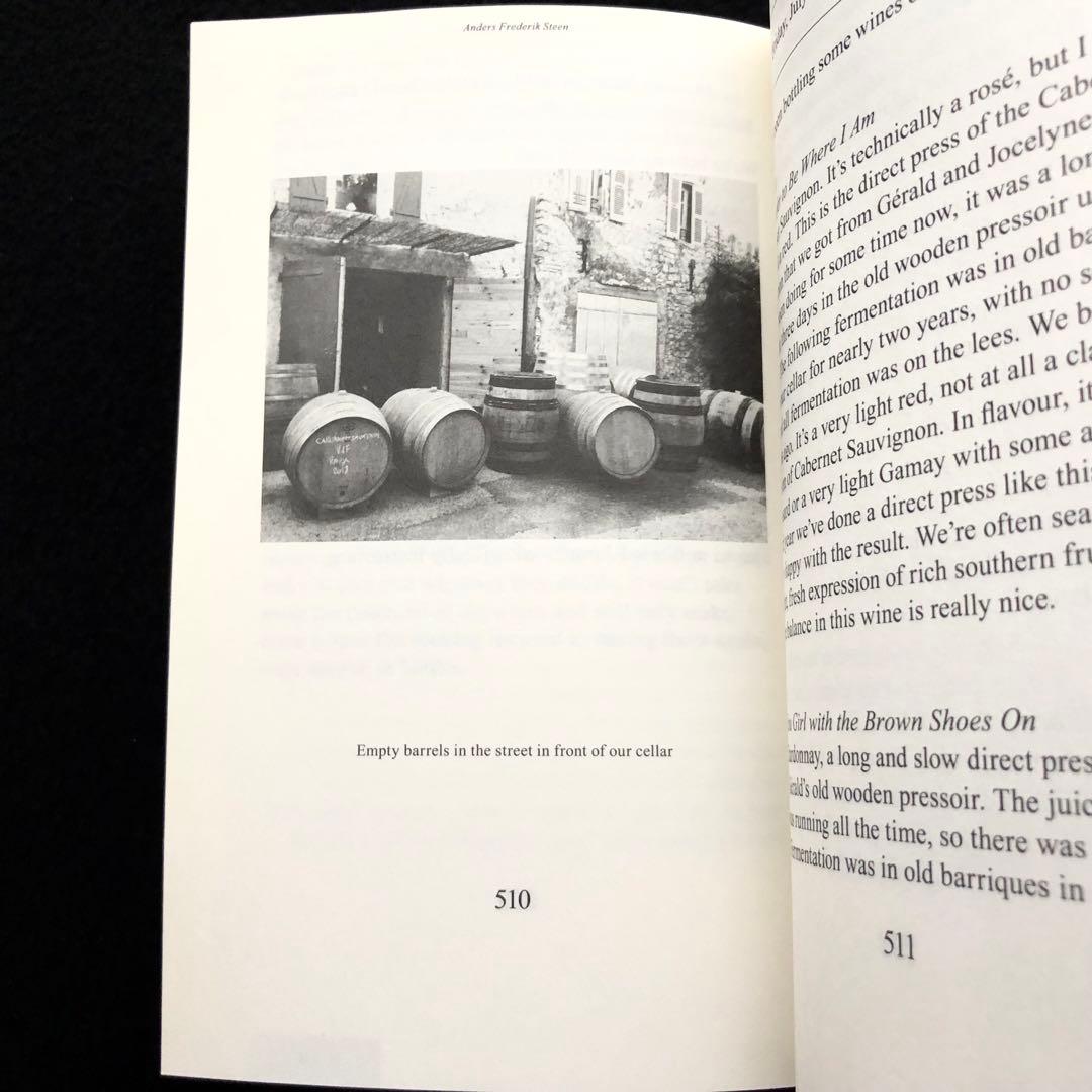 「Poetry Is Growing in Our Garden」ワイン関連本