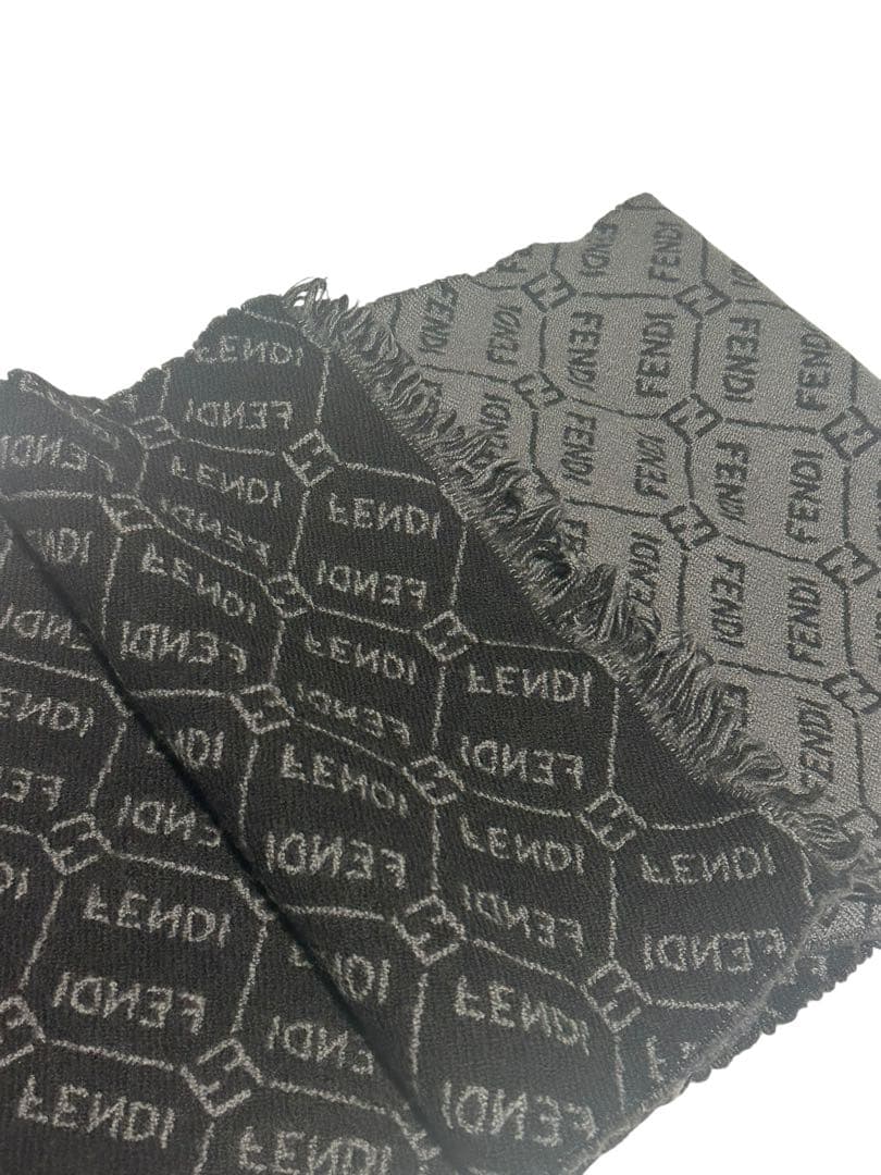 FENDI フェンディ マフラー ウール100% ロゴ柄 男女兼用