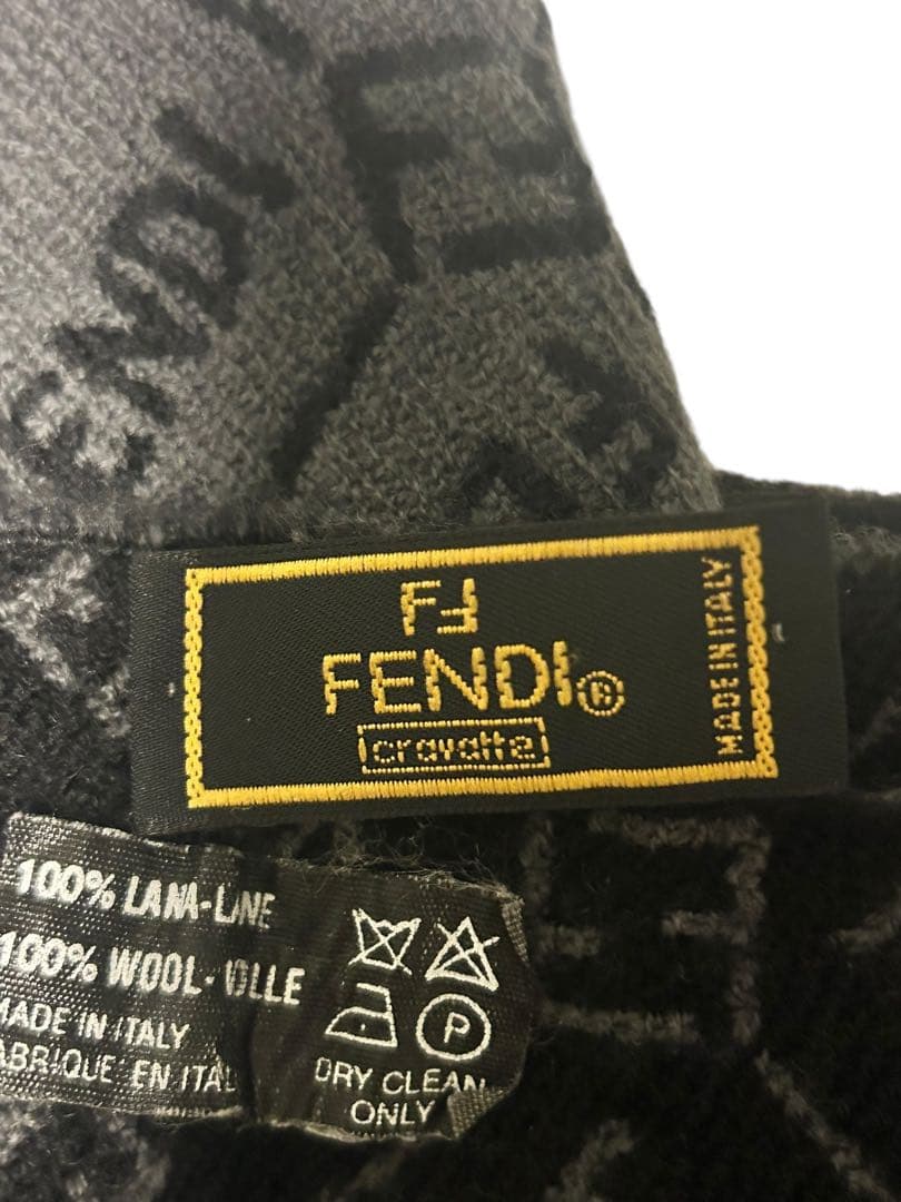 FENDI フェンディ マフラー ウール100% ロゴ柄 男女兼用