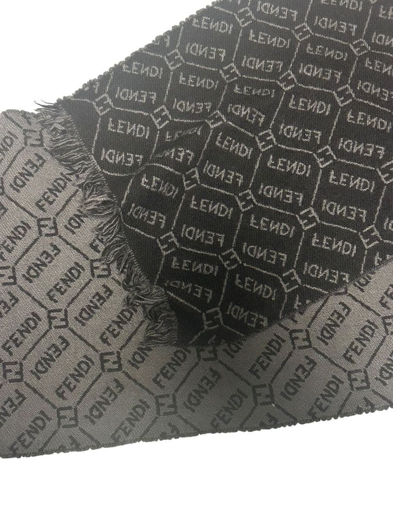 FENDI フェンディ マフラー ウール100% ロゴ柄 男女兼用