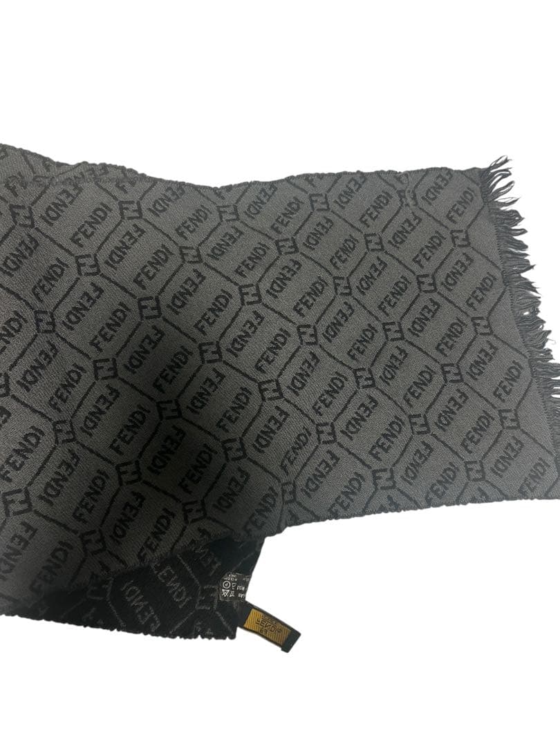 FENDI フェンディ マフラー ウール100% ロゴ柄 男女兼用