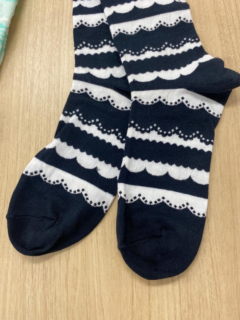 【m−00457】ボーダー　レース柄　オーバーニー　ソックス　4足セット