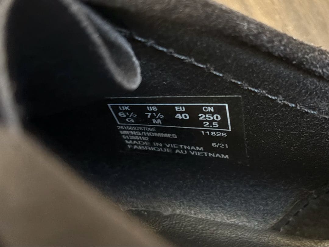 クラークス ワラビー ブラック 25cm