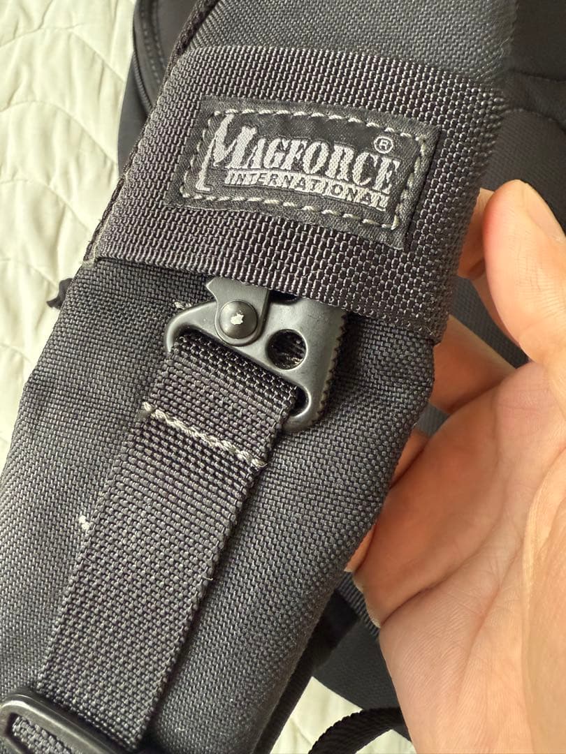 MAGFORCE マグフォース Mini Archer Sling Bag