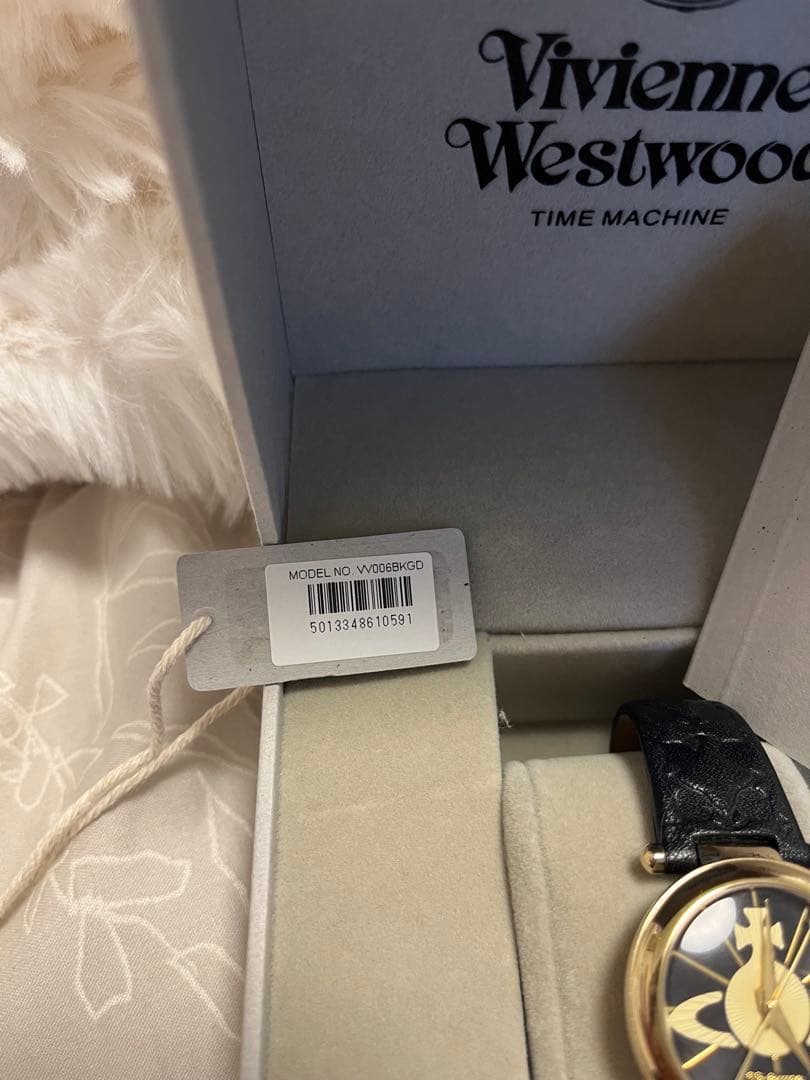 【値下げします】【稼働備品】Vivienne Westwood 時計