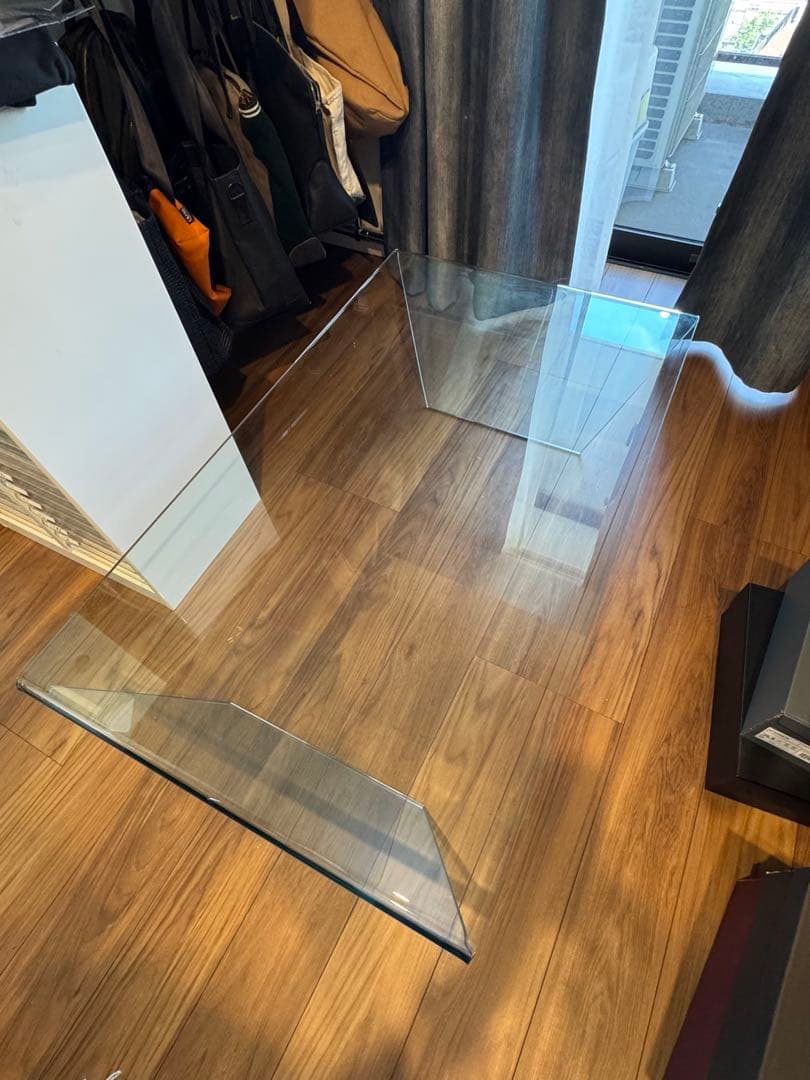 boconceptガラステーブル 【送料込み】