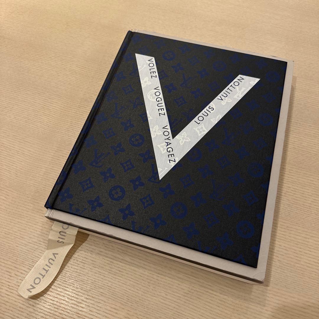 LOUIS VUITTON ブック ルイ・ヴィトン グランパレ 英語版