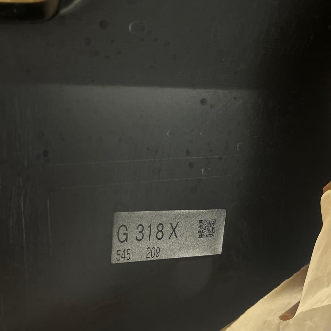 送料込み　ハイエース　フロントバンパー