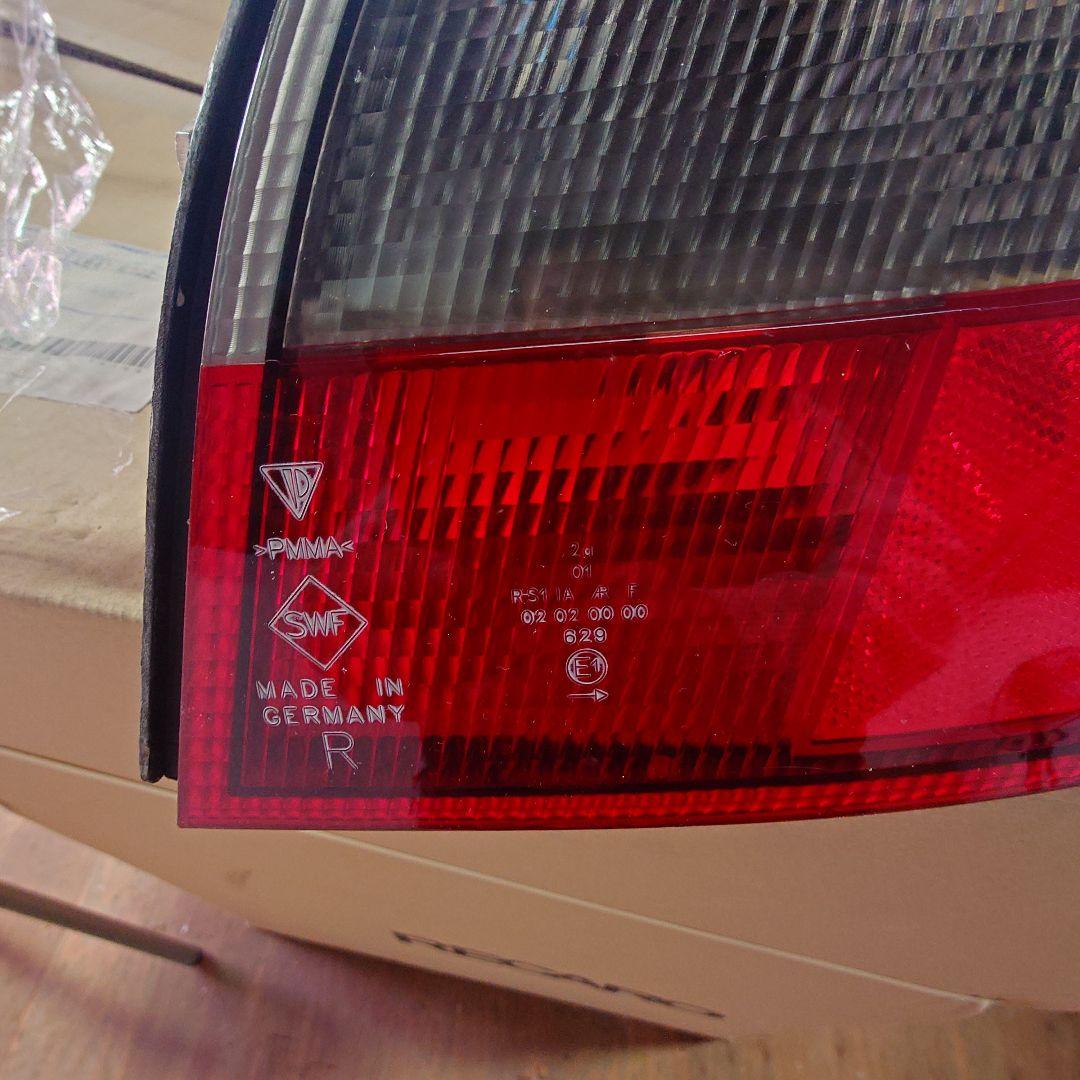ポルシェ996用リアテールランプ