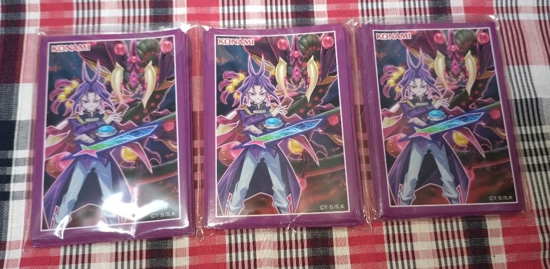 遊戯王 ユーリ スターヴヴェノムフュージョンドラゴン スリーブ 未開封