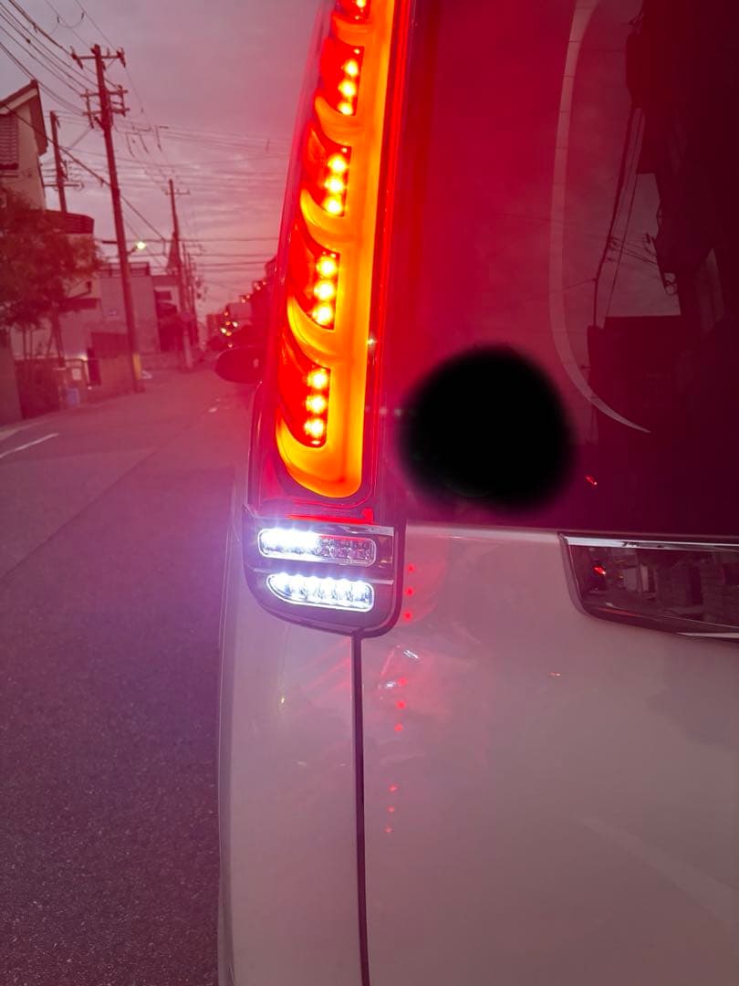値引き中！※動作確認済み※ METEO ヴォクシー　80系　LEDテールランプ