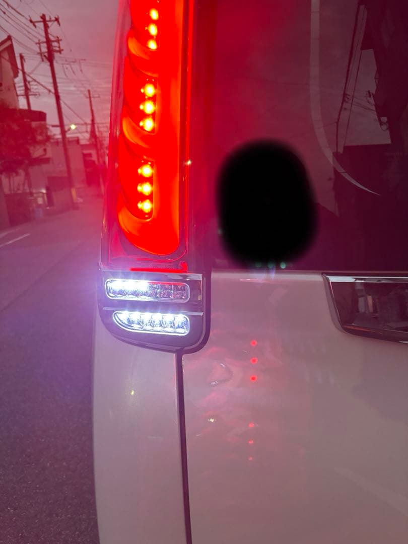 値引き中！※動作確認済み※ METEO ヴォクシー　80系　LEDテールランプ