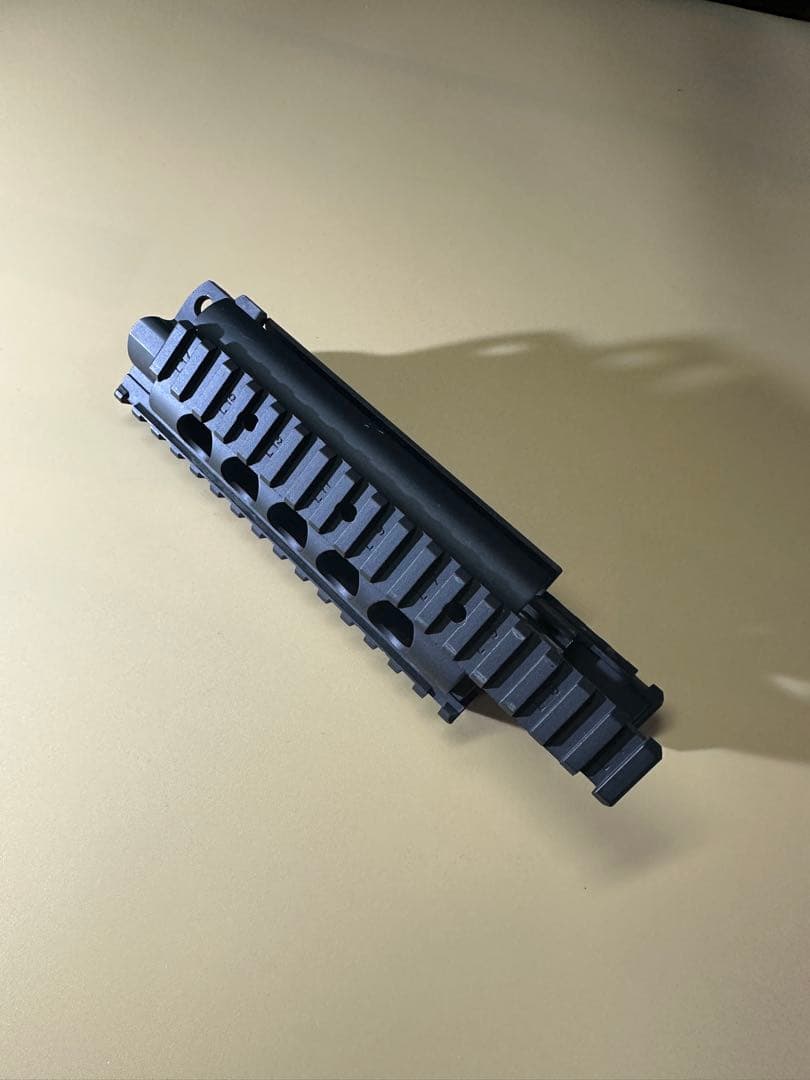 【セール/美品】東京マルイ純正 MP5用 金属ハンドガード3面 レール