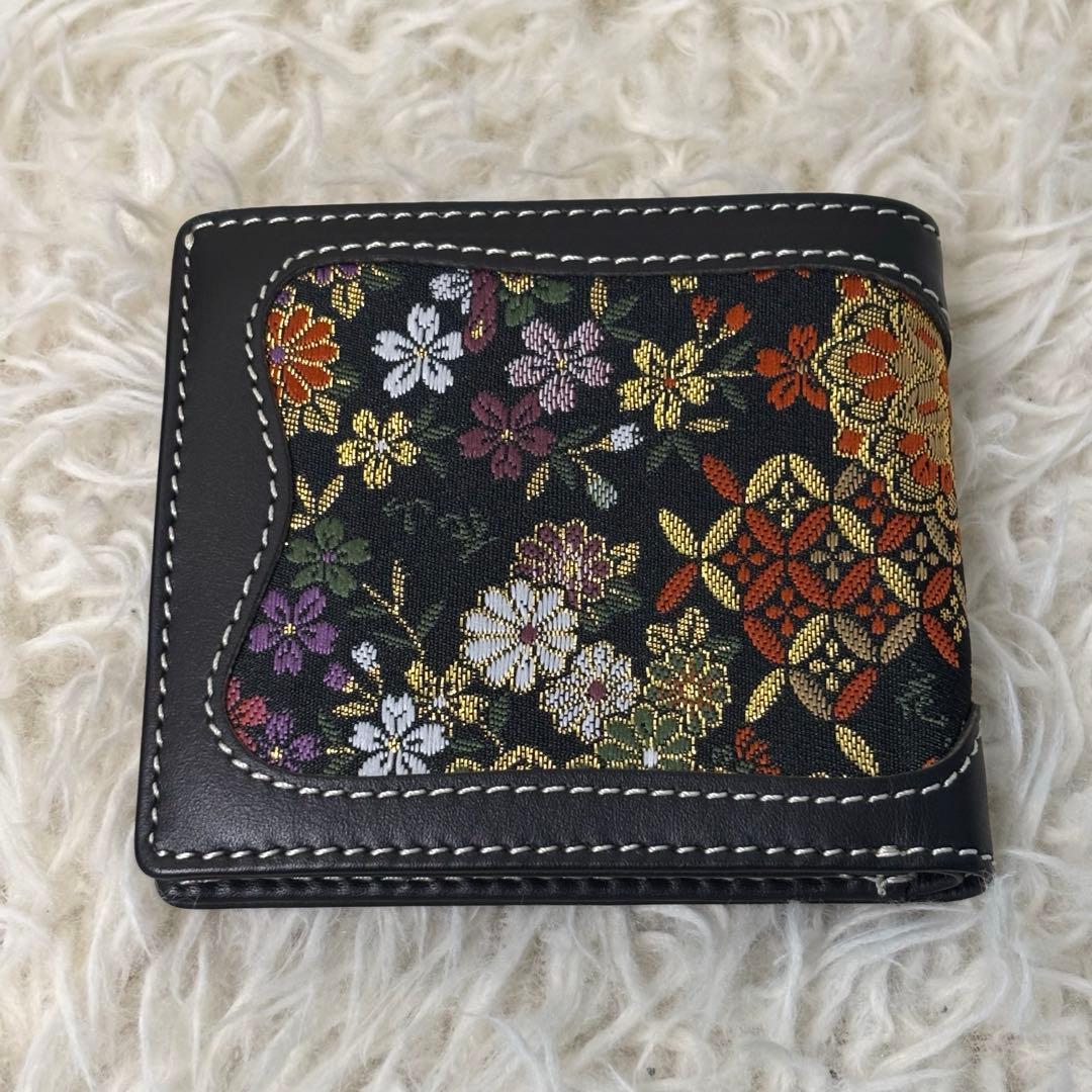 ✨未使用　DEGNER 花山 KAZAN 花鳥風月　二つ折り財布　刺繍 ブラック