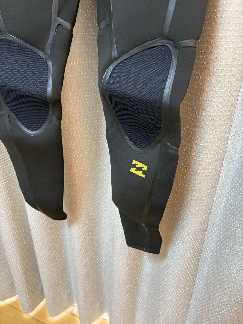 BILABONG ビラボン 4×3mm フルスーツレディース ML 起毛 新品