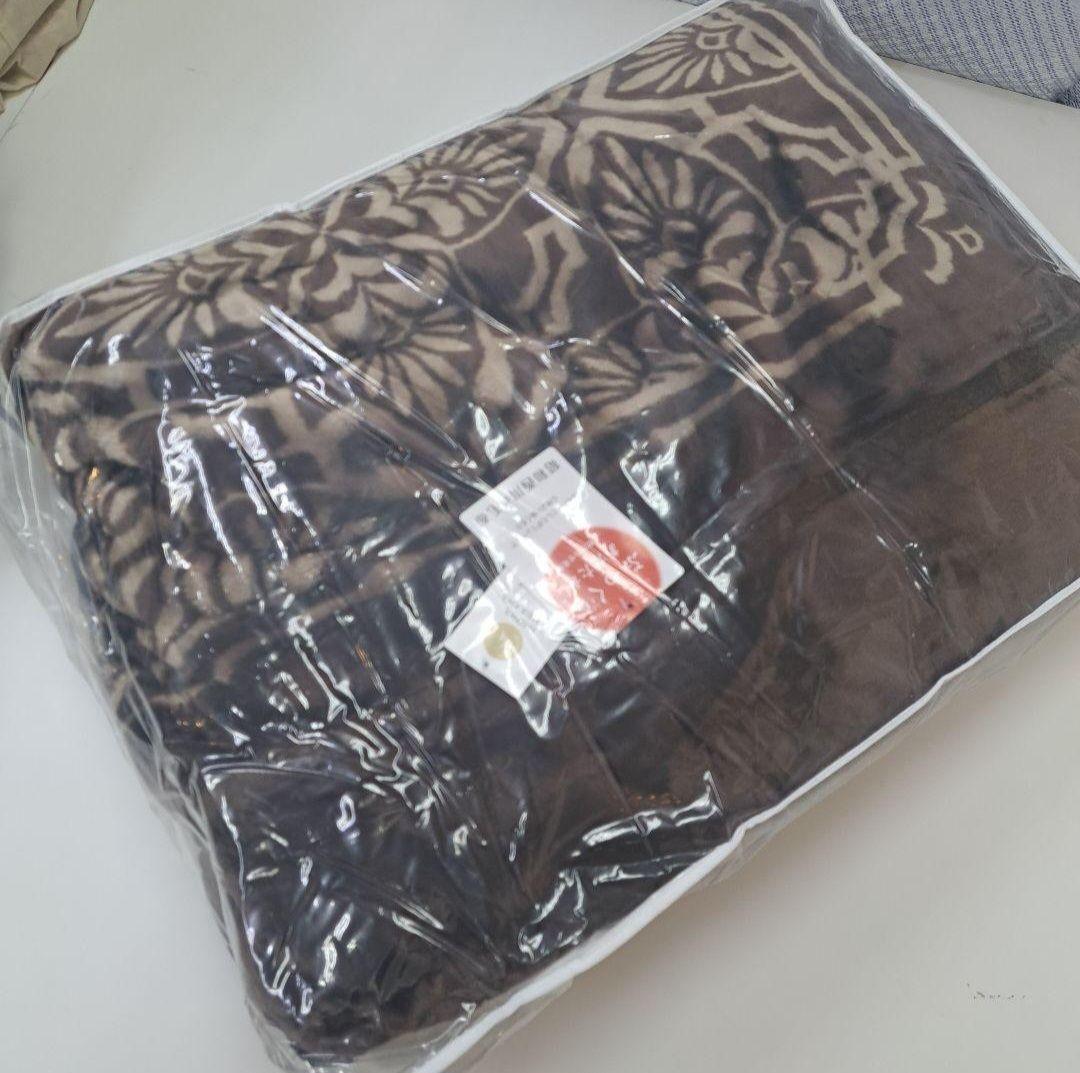 新品 西川 2枚合わせ毛布 シングル ブランケット 掛け布団 ハイボリューム