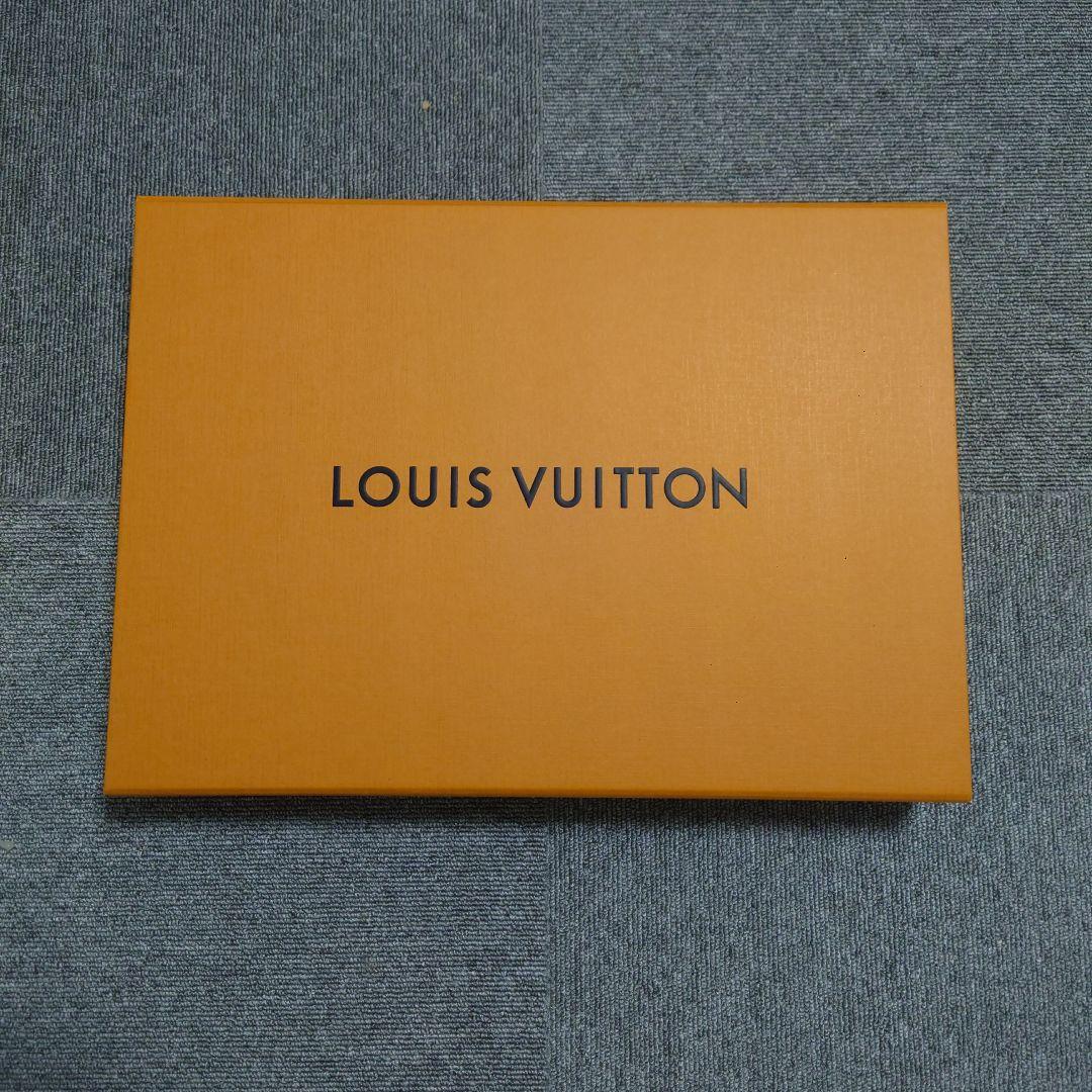 最終値下げ Louis Vuitton メダリオン ロゴマフラー 新品同様