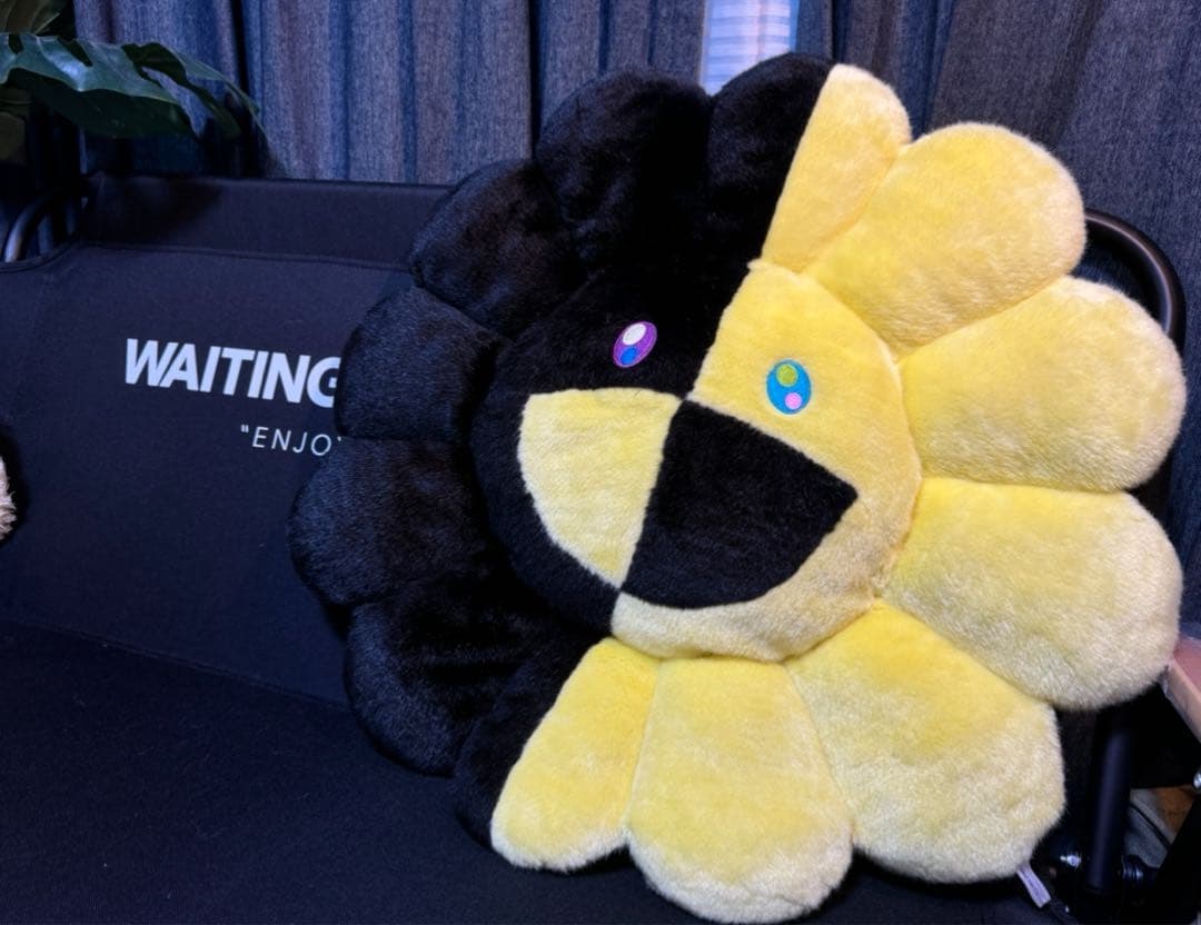 【村上隆】カイカイキキ Youtuberヒカル特大クッションkaikaikiki