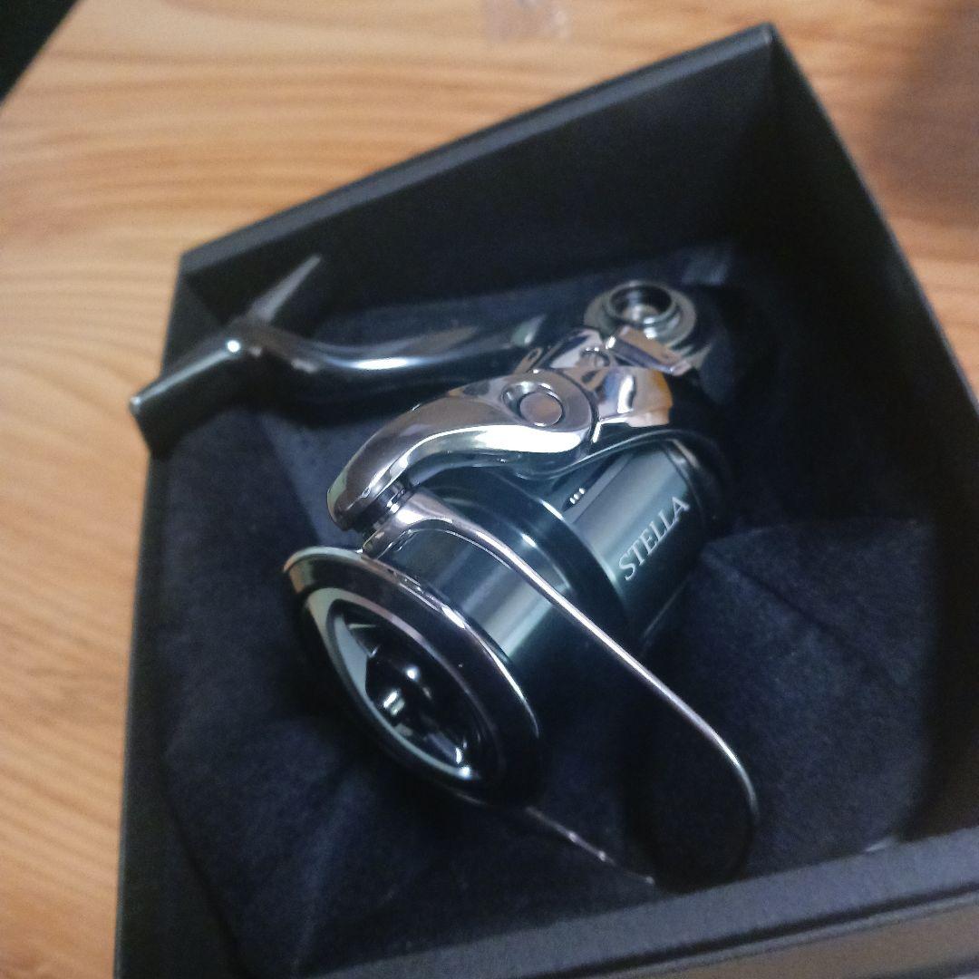 シマノ　22ステラ 4000XG 　美品　綺麗