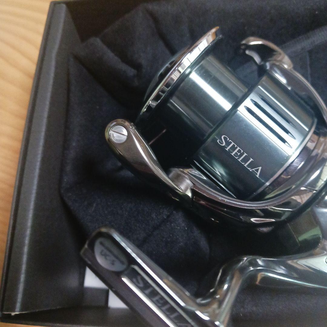 シマノ　22ステラ 4000XG 　美品　綺麗