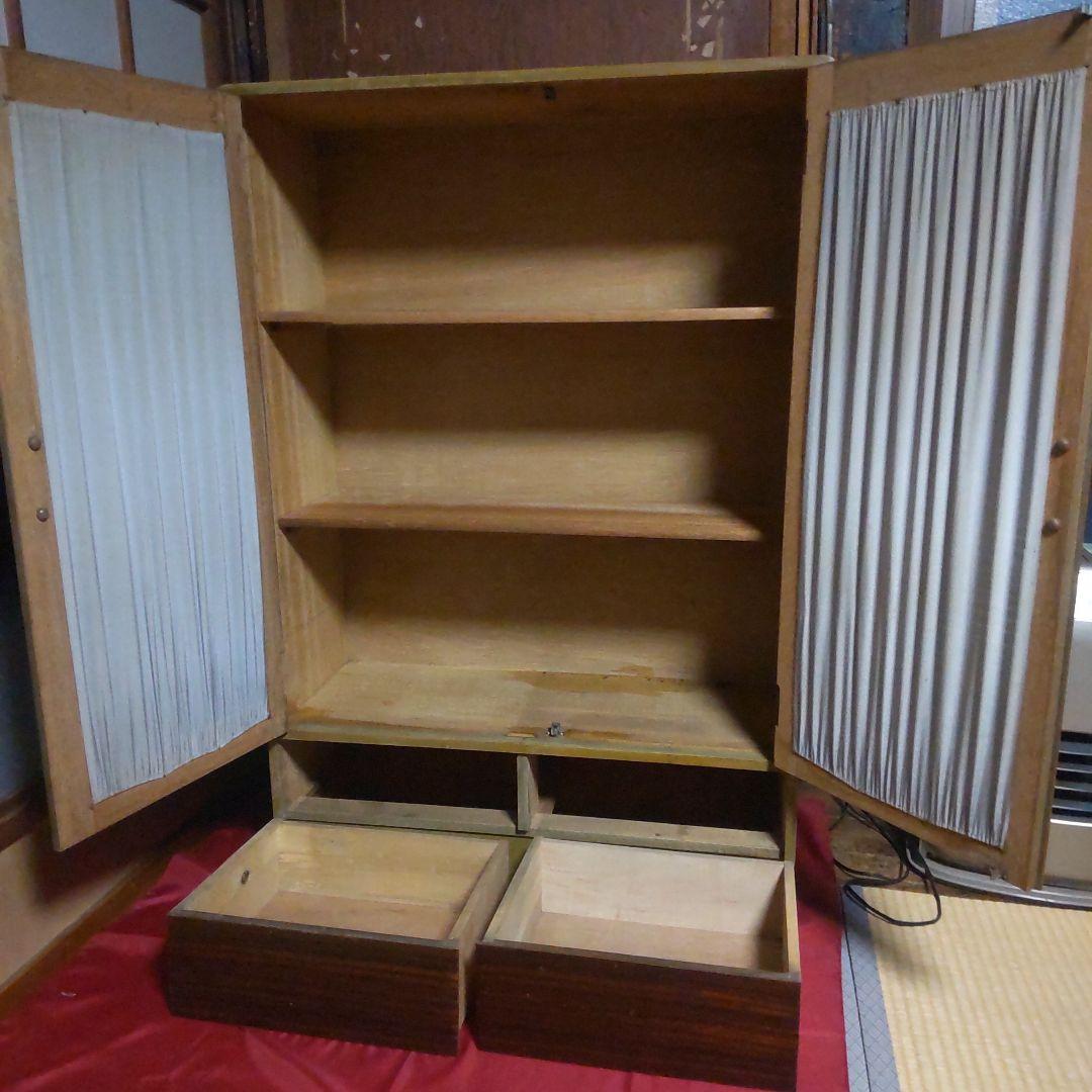 あ*ら様 レトロな木製キャビネット 古い本棚 ガラス扉付き カーテン付き