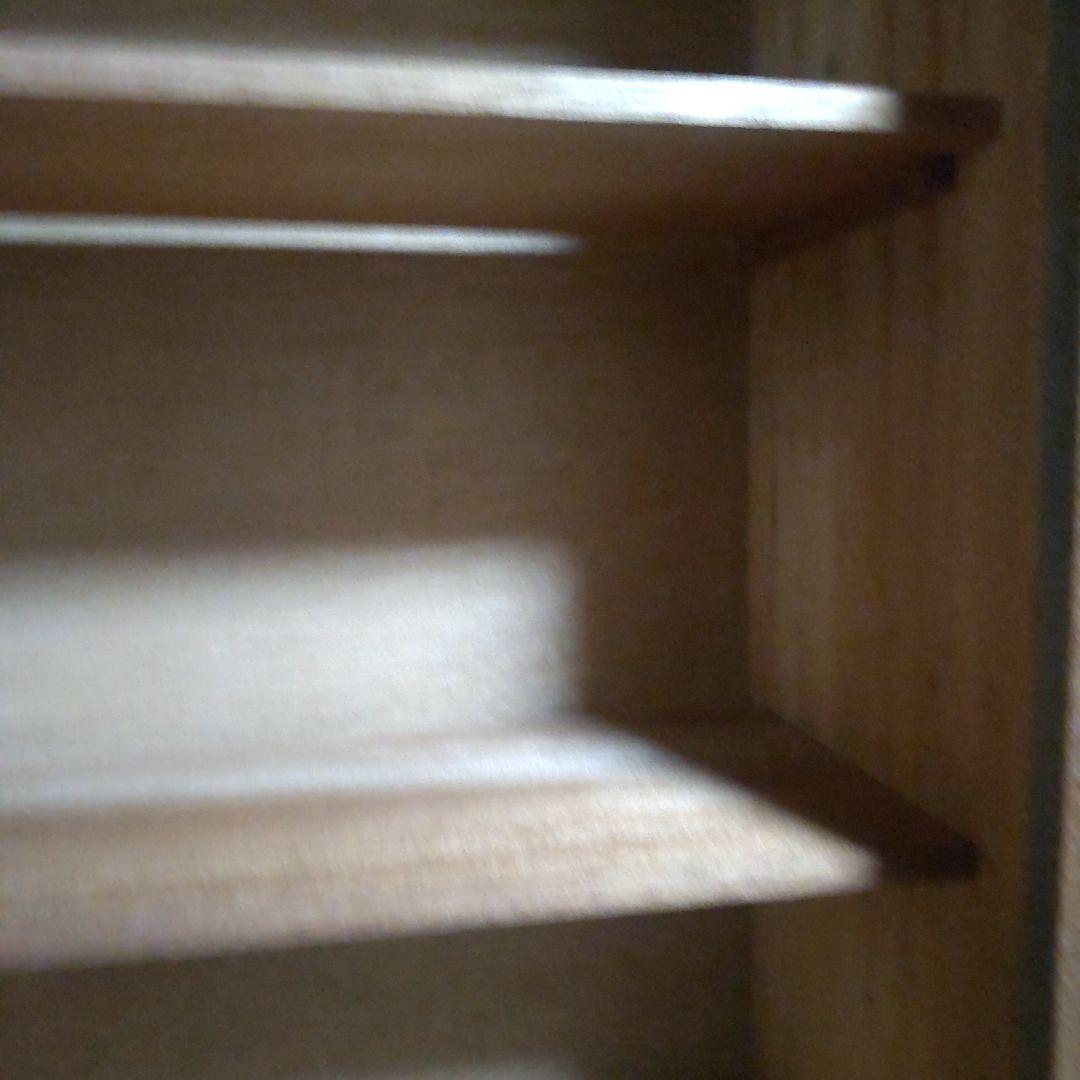 あ*ら様 レトロな木製キャビネット 古い本棚 ガラス扉付き カーテン付き