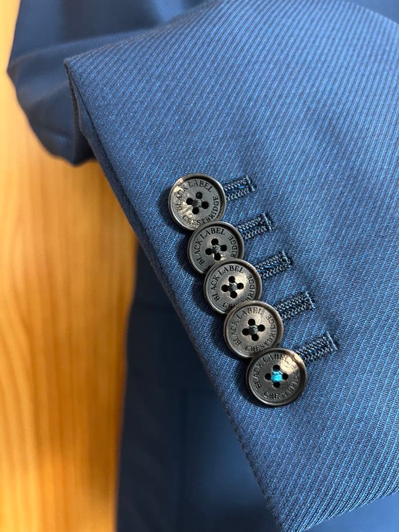 ブラックレーベル　ROEBUCKブルーソリッド3ピーススーツ