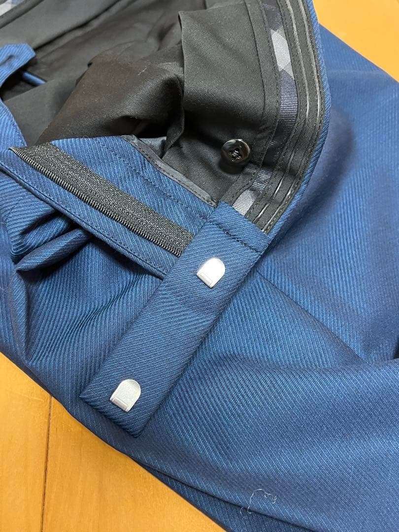 ブラックレーベル　ROEBUCKブルーソリッド3ピーススーツ