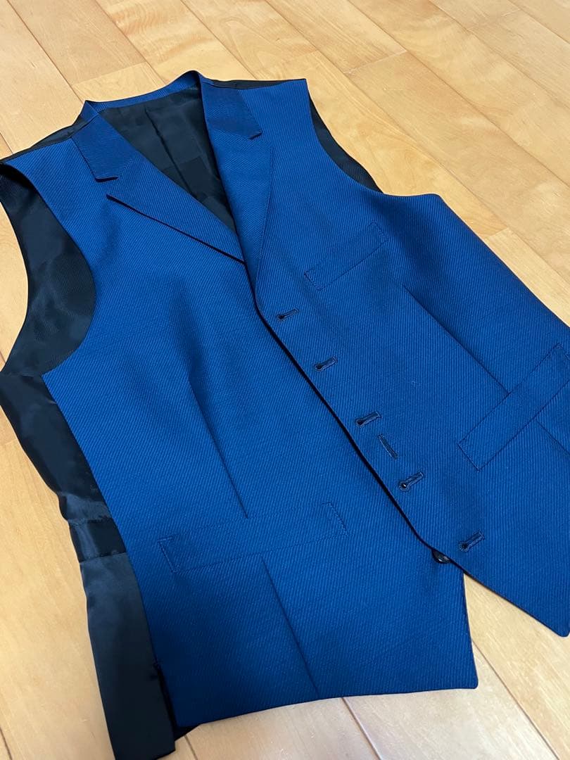 ブラックレーベル　ROEBUCKブルーソリッド3ピーススーツ