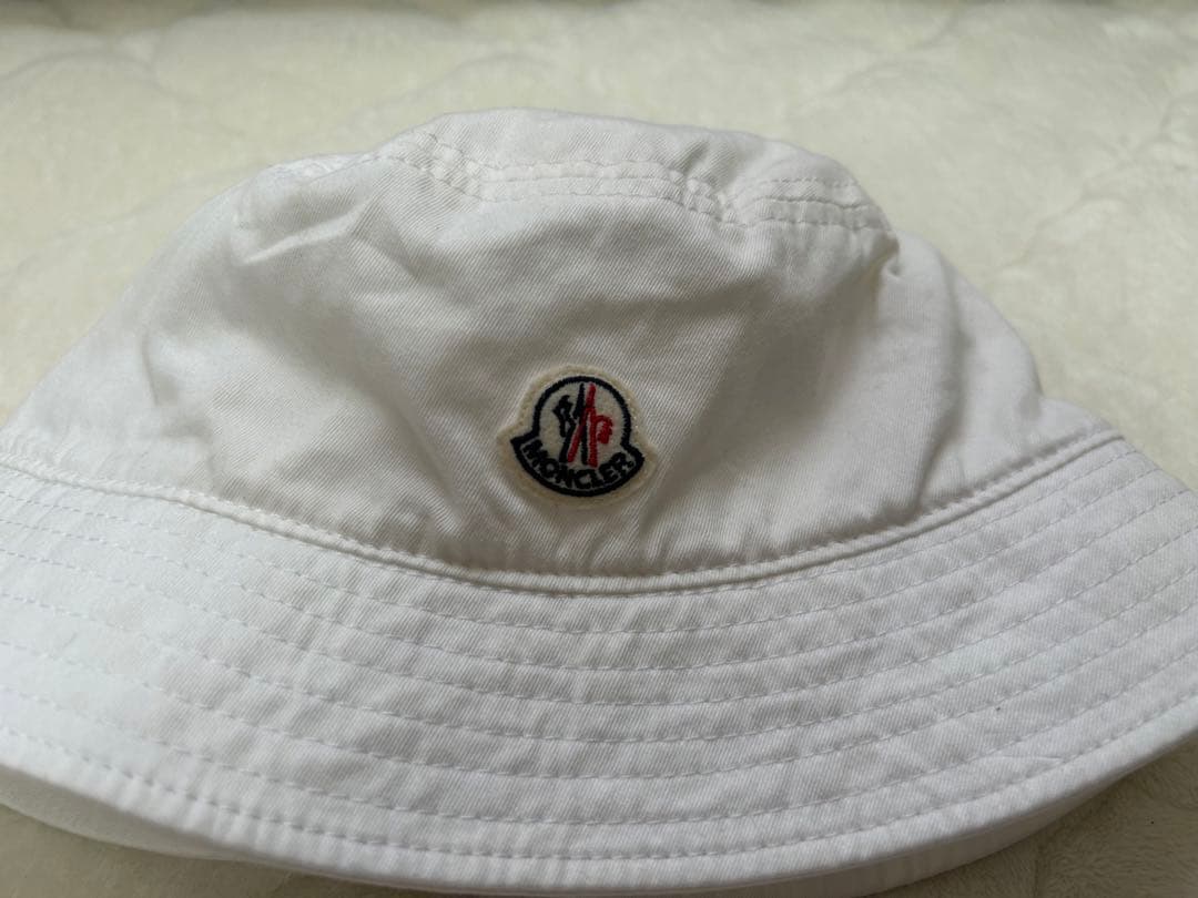 MONCLER ホワイト バケットハット M