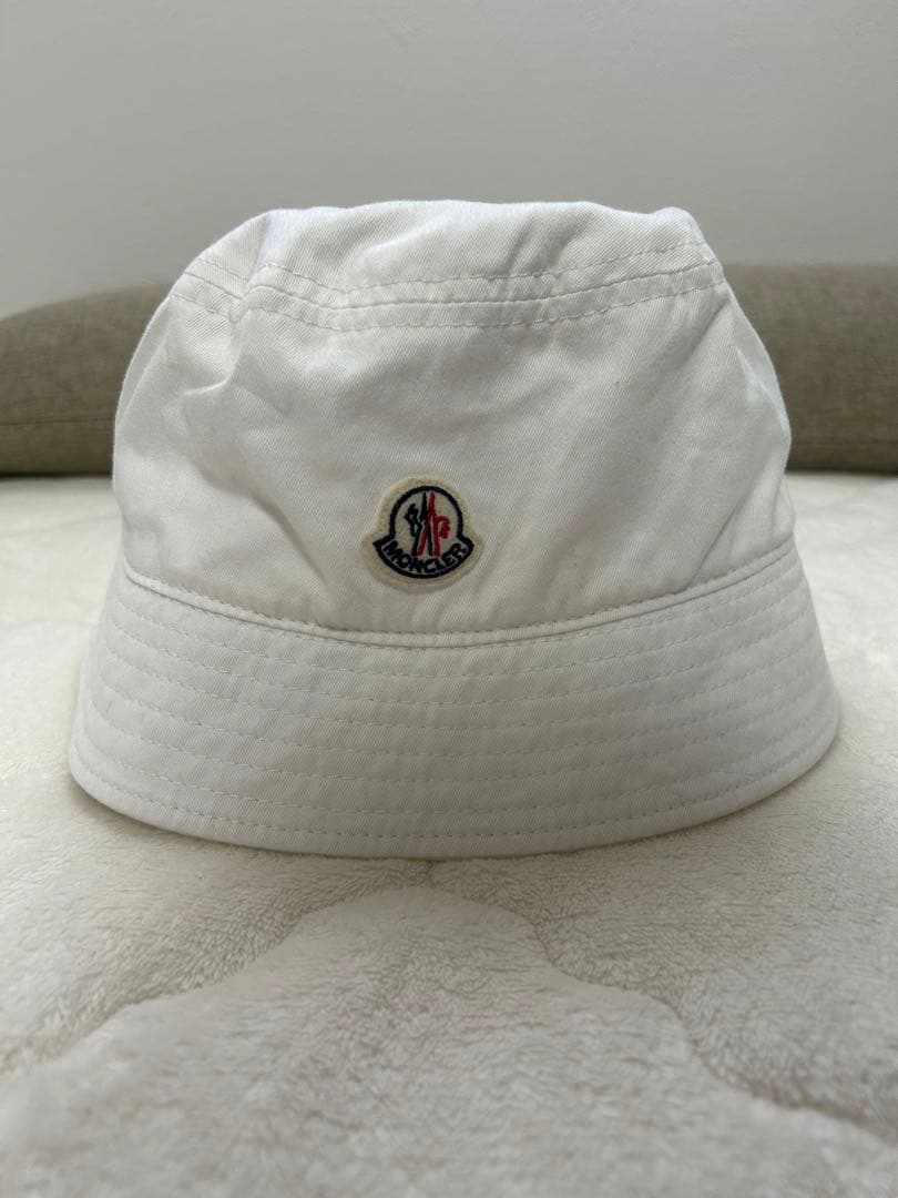 MONCLER ホワイト バケットハット M