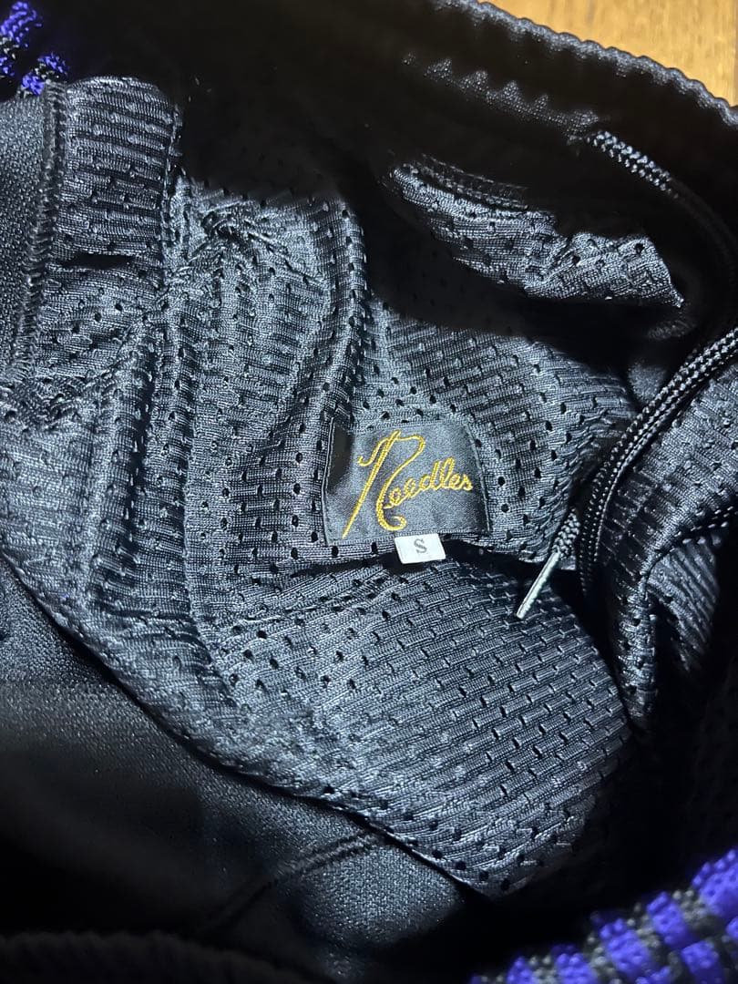 ニードルズ黒紫ストライプパンツ Sサイズ