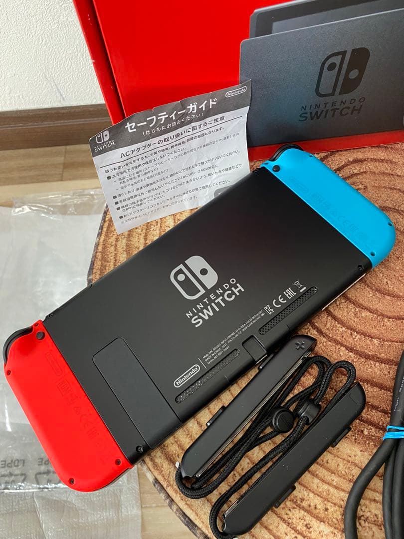 Nintendo Switch ニンテンドースイッチ本体　ネオン①