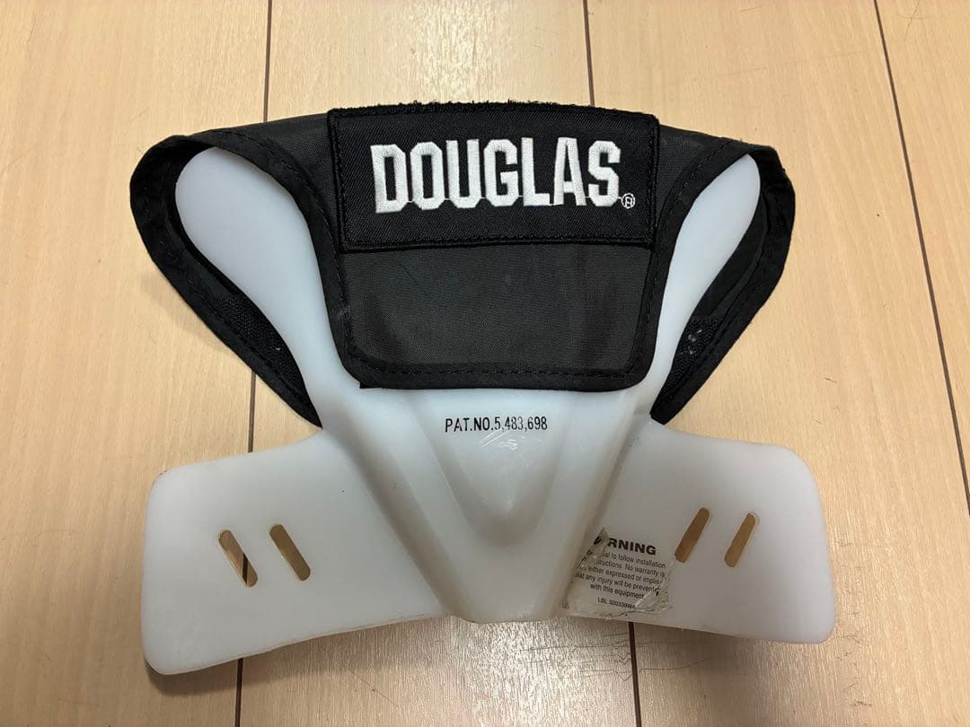 DOUGLAS ネックプロテクター
