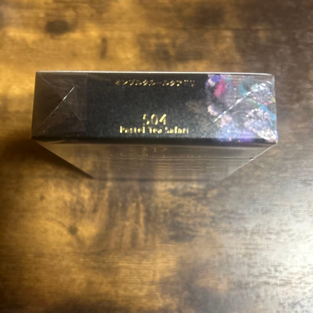 クレドホーボーテオンブルクルールクアドリ504限定色